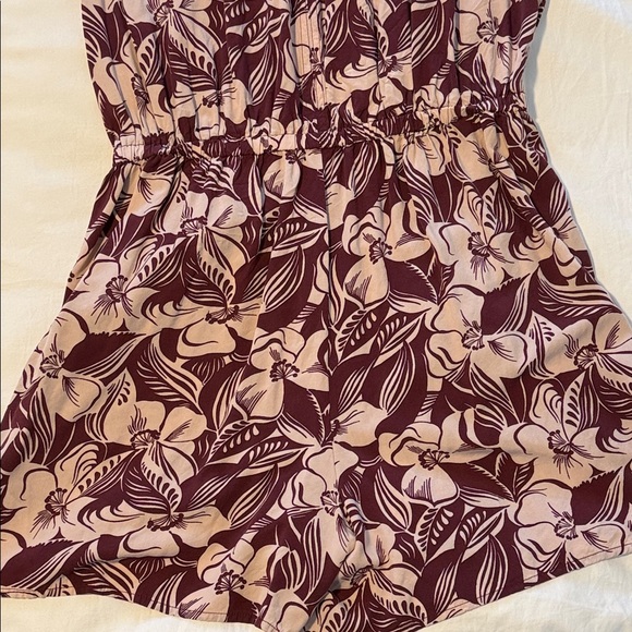 GAP Floral Halter Romper Size Large - Picture 8 of 9